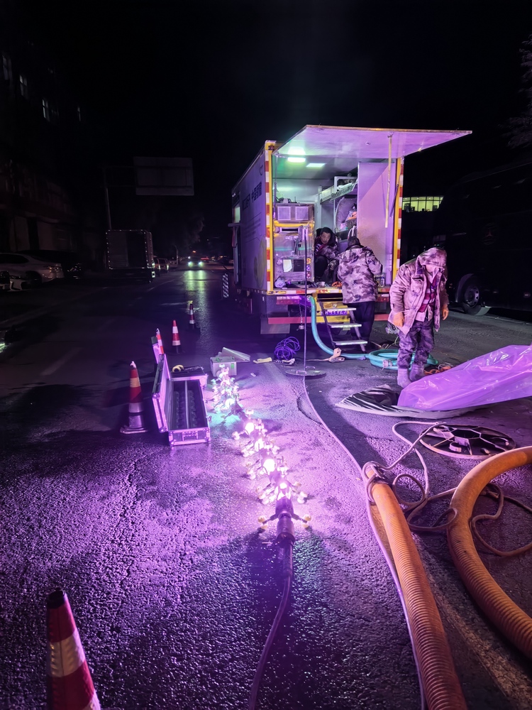 苏尼特左管道非开挖修复