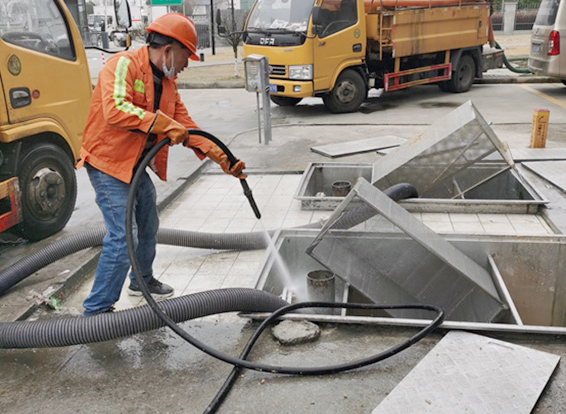 苏尼特左隔油池清理