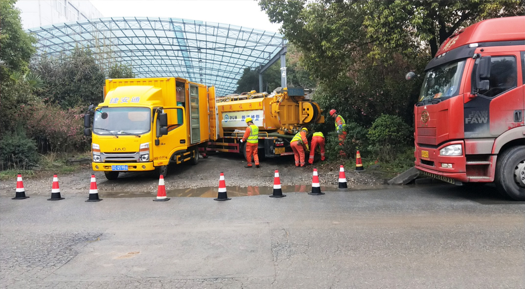 苏尼特左成区雨污水管网“四位一体”检测疏通项目